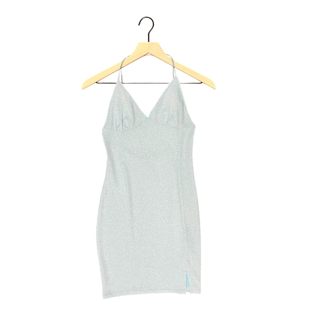 Sparkly backless mini dress 👗